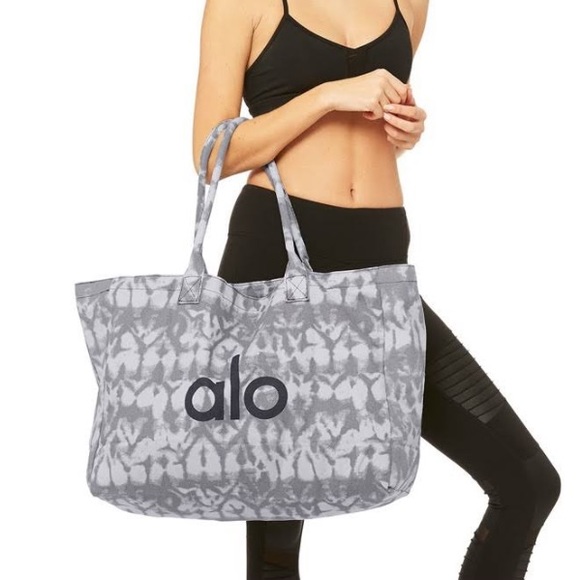 Handbags - NWOT! ALO Yoga Shopper Tote, Grey Tiedye